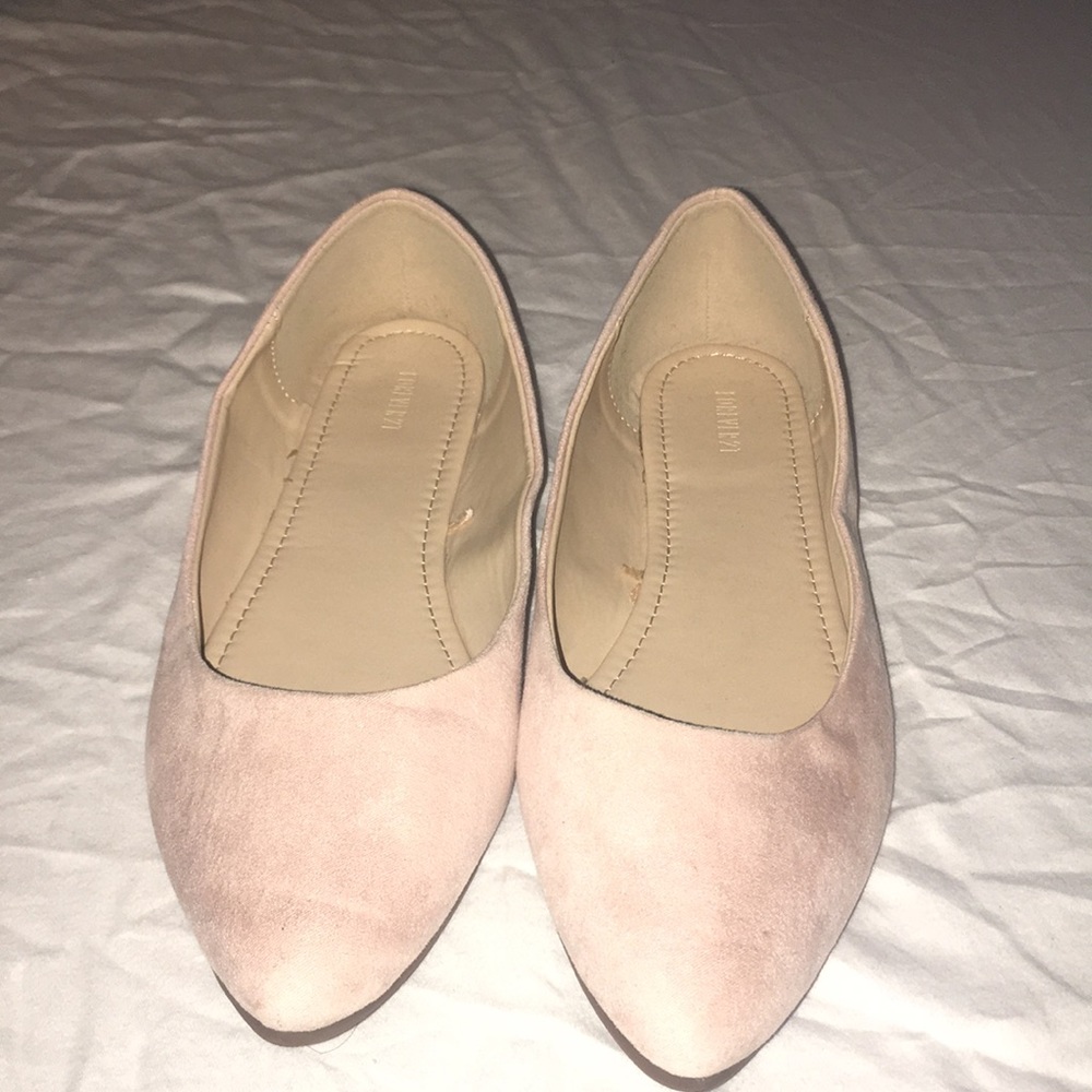 Light pink flats